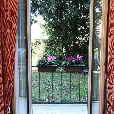 La Casa Del Nespolo Апартаменты *
